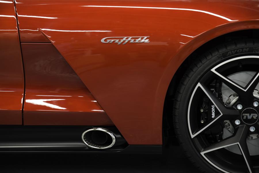 Детали экстерьера TVR Griffith 2018 года  (фото 17 из 52)